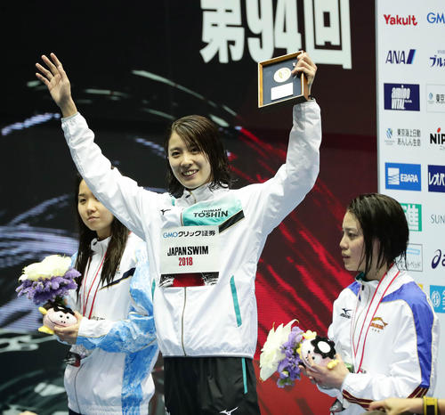 女子２００メートル個人メドレーを制した大橋（撮影・丹羽敏通）