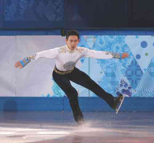 2014年2月22日、ソチ五輪
エキシビションで観客を魅了したデニス・テンさん(撮影・井上学)