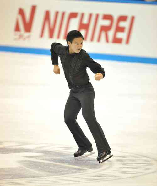 2010年10月23日、NHK杯 演技するデニス・テンさん