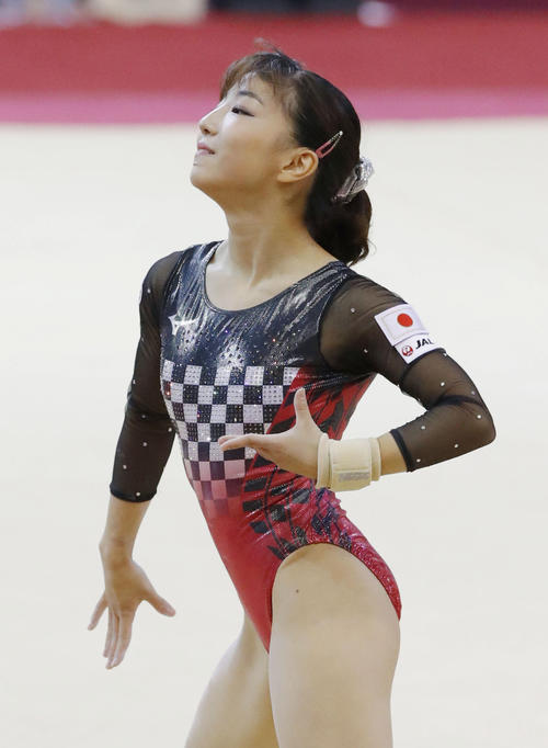 寺本明日香の床運動（共同）