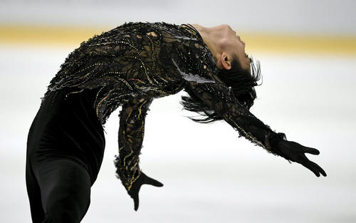 羽生結弦のフリー演技（AP）