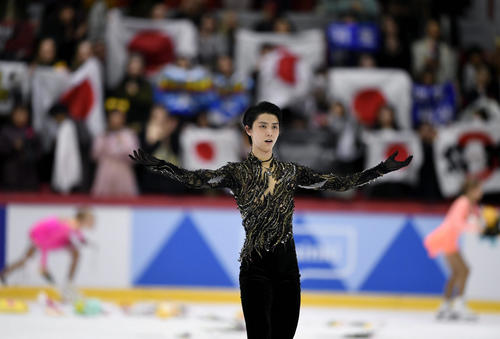 フリー演技を終えた羽生結弦（AP）