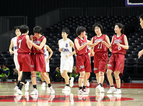 大阪薫英18年ぶり決勝進出 試合を追うごと強く バスケット 日刊スポーツ