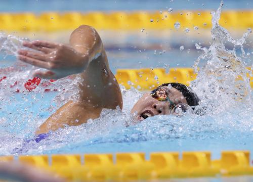女子200メートル自由形決勝　1分57秒16で初優勝した白井璃緒（共同）