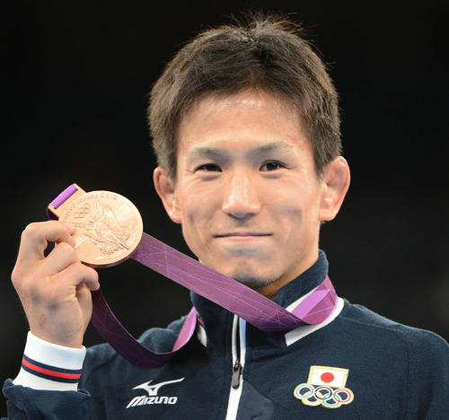12年8月、ロンドン五輪レスリング男子55キロ級で銅メダルを獲得した湯元