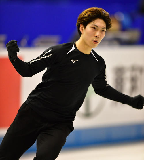 世界フィギュアスケート国別対抗戦2019 前日練習を行う田中刑事(撮影・清水貴仁)