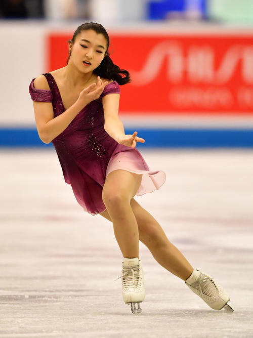 滑りをみせる坂本花織（撮影・清水貴仁）