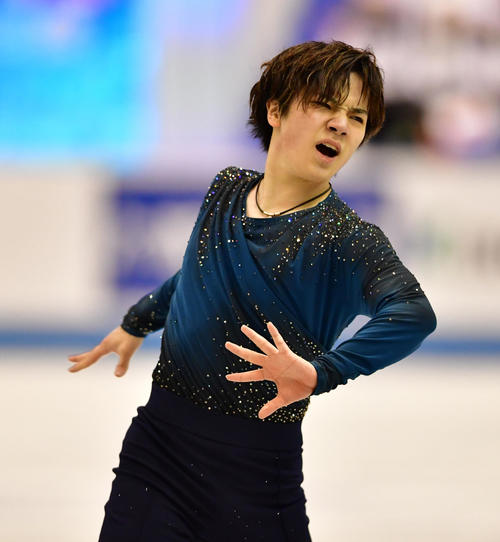 男子フリーで滑る宇野昌磨（撮影・清水貴仁）