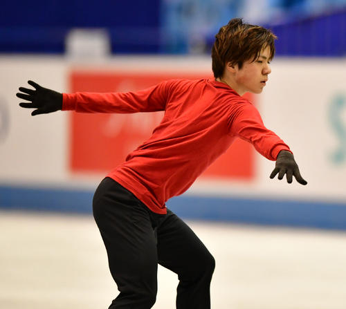 前日練習を行う宇野昌磨（撮影・清水貴仁）