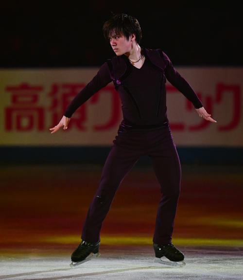 世界フィギュアスケート国別対抗戦2019　エキシビションで滑る宇野昌磨（撮影・清水貴仁）