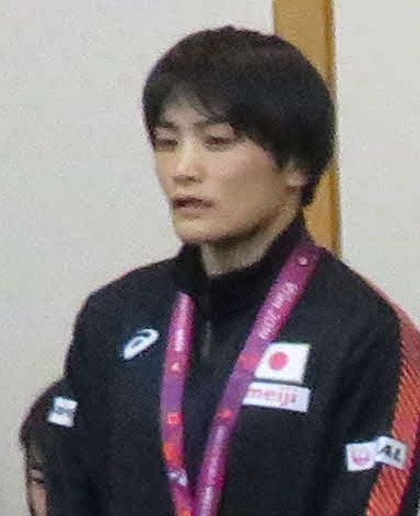 アジア選手権から帰国し取材に応じる女子57キロ級の伊調馨（撮影・松熊洋介）