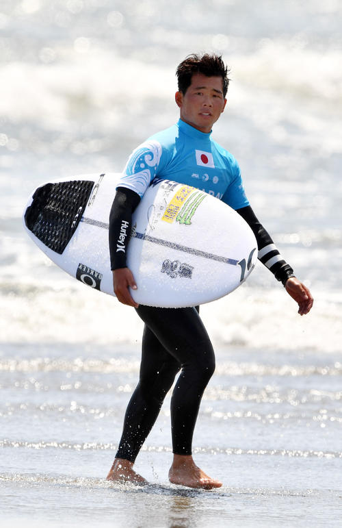 競技を終えて引き揚げる大原（撮影・柴田隆二）
