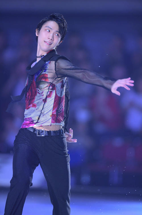 オープニングで登場した羽生結弦（撮影・加藤諒）