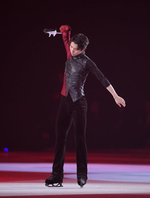ファンタジー・オン・アイスで演技を終えた羽生結弦（撮影・加藤諒）