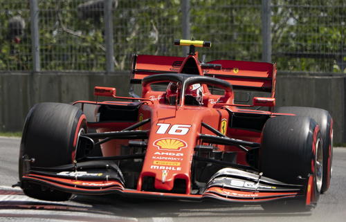 カナダGP　フリー走行2回目を走るルクレール（AP）