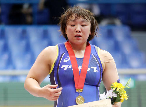 女子76kgフリーで優勝した皆川（撮影・鈴木正人）