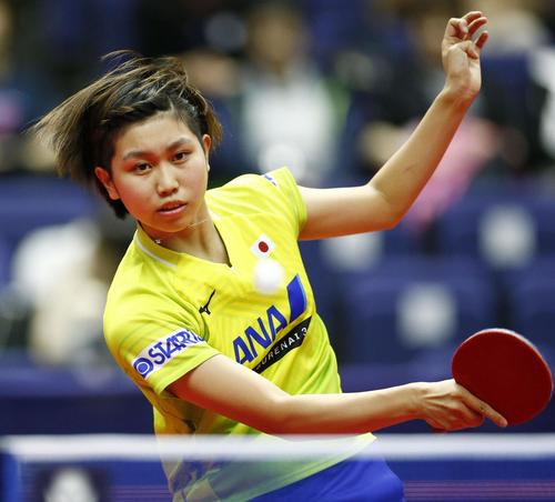 女子シングルス2回戦で丁寧を破り、準々決勝進出を決めた佐藤瞳（共同）