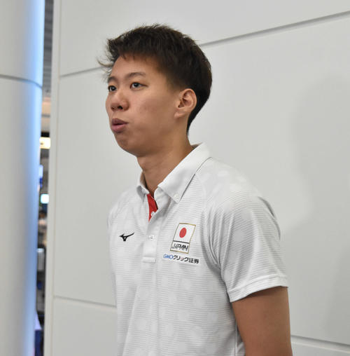 世界選手権への意気込みを語る競泳日本代表の渡辺一平