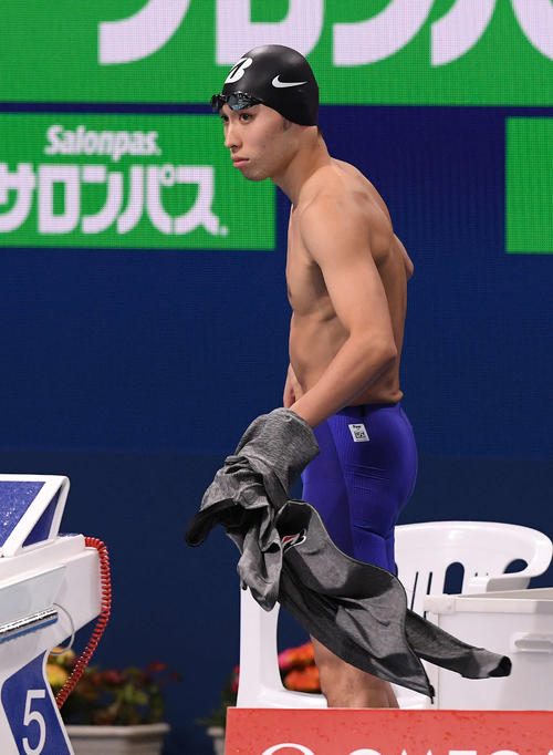男子200メートル自由形予選に臨む萩野（撮影・鈴木みどり）