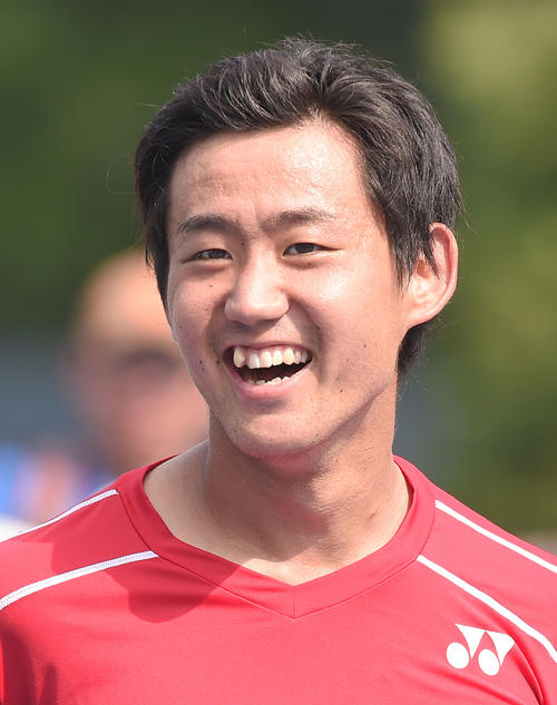 西岡良仁