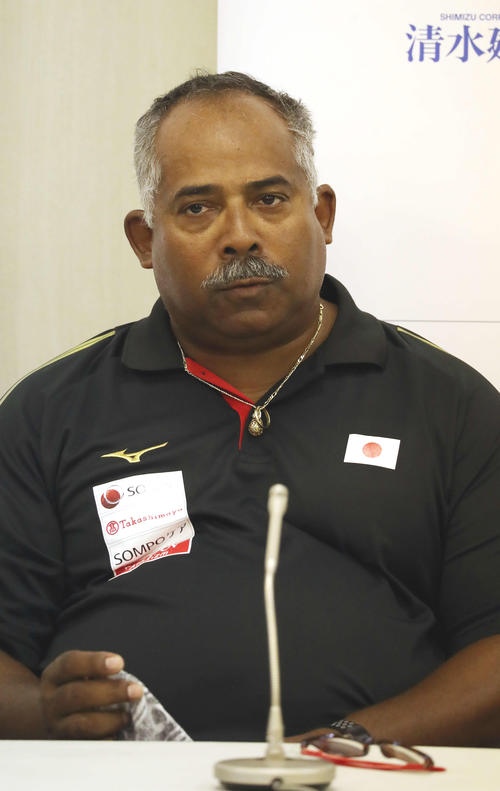 日本対マレーシア　試合後、会見に臨んだ日本代表のアイクマン監督（撮影・河野匠）