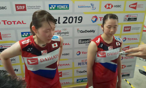 永原和可那（右）、松本麻佑組