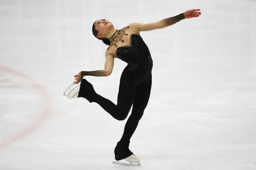 USインターナショナル2019　女子SP　演技する宮原（AP）
