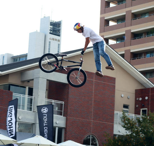 ハイレベルのトリックでBMXフリースタイル全日本選手権で2年ぶり優勝を果たした中村輪夢（撮影・荻島弘一）