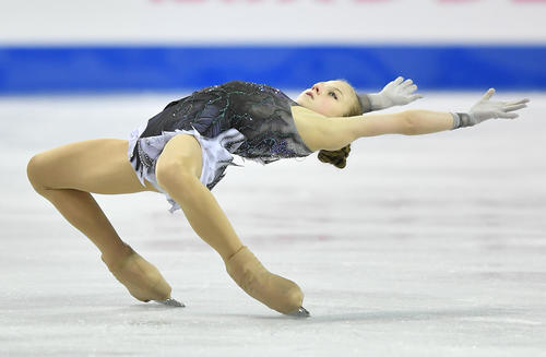 スケートカナダ・女子SPで演技をするトルソワ（撮影・菅敏）