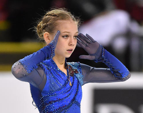 スケートカナダ・女子フリーで演技をする優勝したトルソワ（撮影・菅敏）