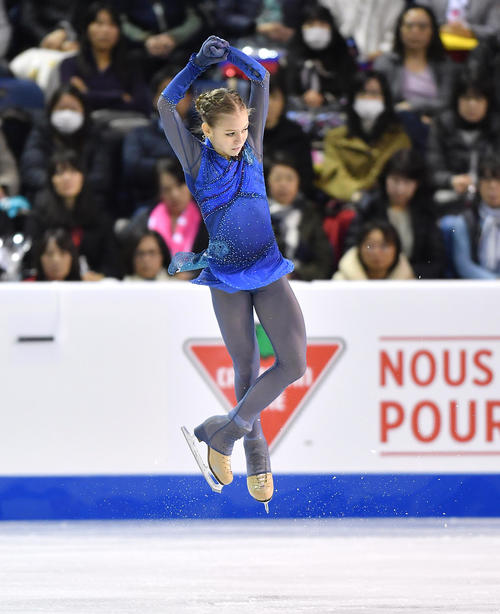 スケートカナダ・女子フリーで演技をする優勝したトルソワ（撮影・菅敏）