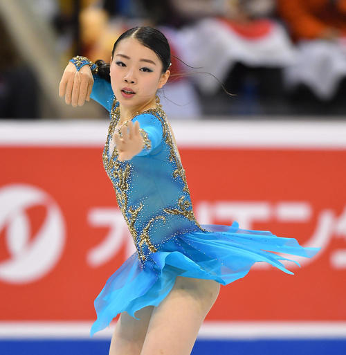 スケートカナダ・女子フリーで演技する紀平（撮影・菅敏）