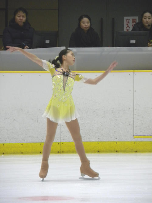 西日本選手権のジュニア女子SPに臨んだ吉田陽菜（撮影・松本航）