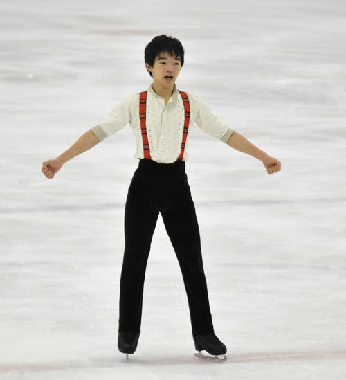 全日本ジュニア選手権で初優勝した鍵山優真