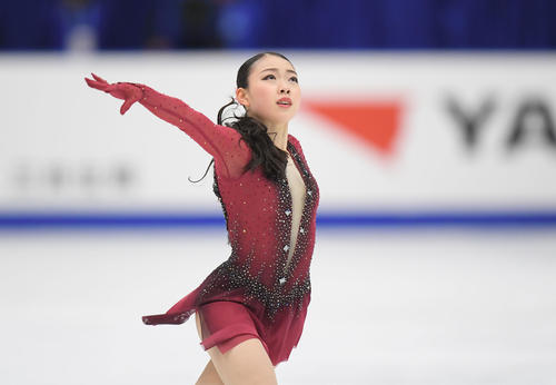 NHK杯　女子SPで演技する紀平（撮影・加藤諒）