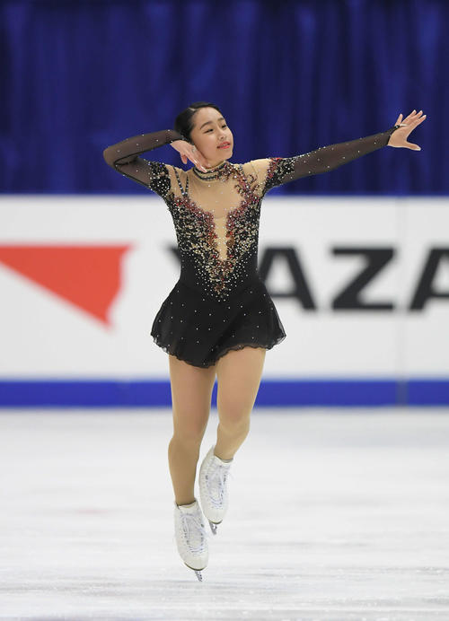 NHK杯　女子SPで演技する山下真瑚（撮影・加藤諒）