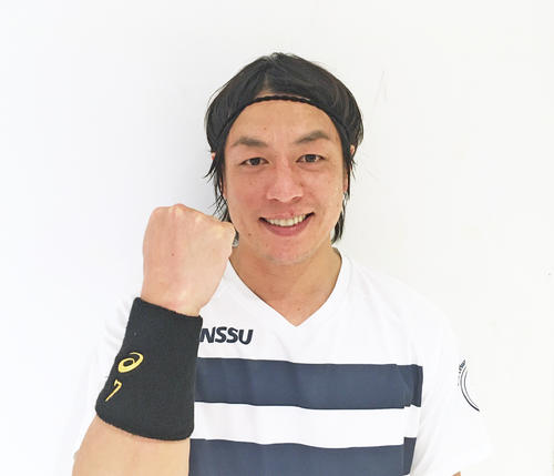 ハンドボール日本選手権で日体大の勝利に貢献しながら五輪代表へのアピールを続ける宮崎大輔（撮影・荻島弘一）