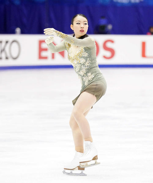 NHK杯　女子フリーでジャンプに臨む紀平（撮影・加藤諒）