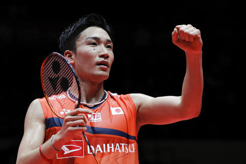 準決勝に勝利した桃田賢斗（AP）