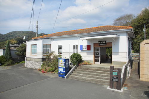 列車による聖火リレーの出発駅となる西気賀駅