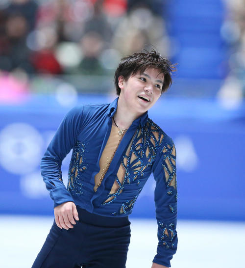 男子フリーの演技を終え笑顔を見せる宇野（撮影・垰建太）