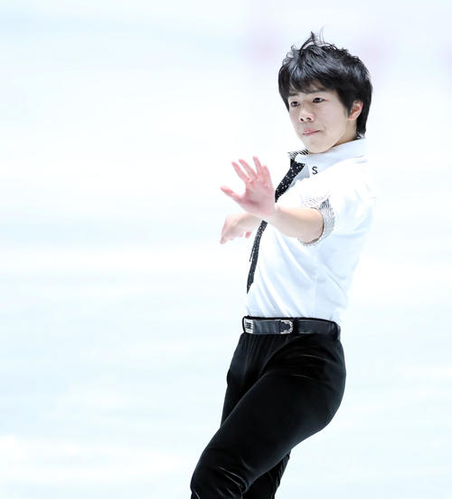 男子SPで演技する佐藤（撮影・垰建太）