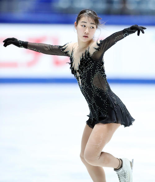 全日本フィギュアスケート選手権公式練習で演技の確認をする河辺（撮影・垰建太）