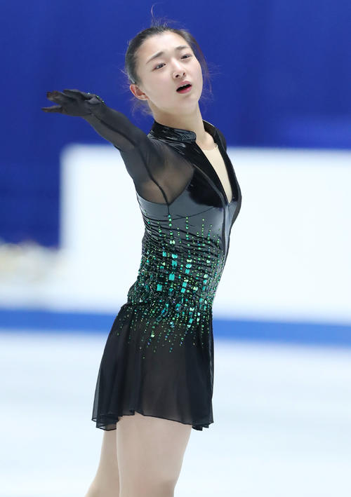 全日本フィギュアスケート選手権公式練習で演技の確認をする坂本（撮影・垰建太）
