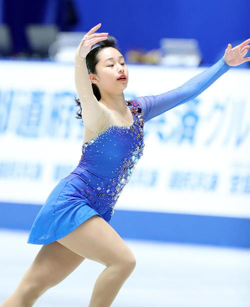 全日本フィギュアスケート選手権公式練習で演技の確認をする山下（撮影・垰建太）