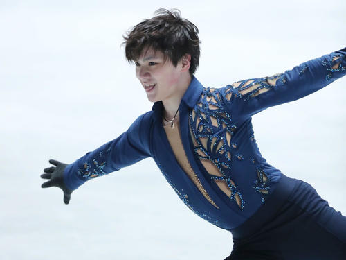全日本フィギュアスケート選手権公式練習で演技の確認を行う宇野（撮影・垰建太）
