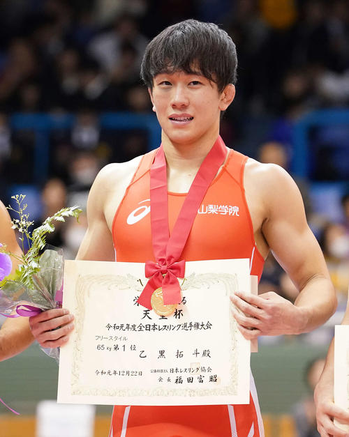 男子フリースタイル65キロ級で優勝し、五輪内定を決めた乙黒拓（撮影・鈴木みどり）