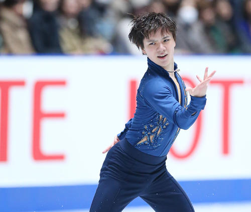 男子フリーで気合の表情で演技をする宇野（撮影・垰建太）