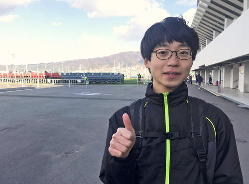 坂出第一でマネジャーを務めた山崎彼留斗くん（撮影・真柴健）