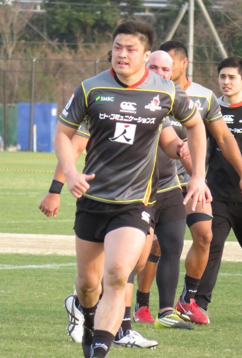 軽快な動きを披露する谷田部洸太郎（撮影・峯岸佑樹）